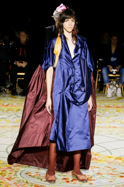 Look 44
